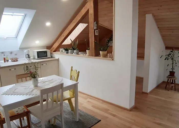 Apartamento Prenocisca Angelin Hram, Tiny